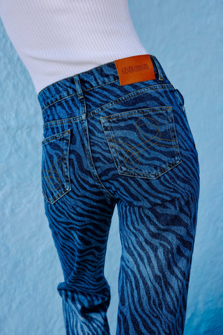 GENERATION78 | STRAIGHT - LEG JEANS IN ZEBRA - PRINT DENIM